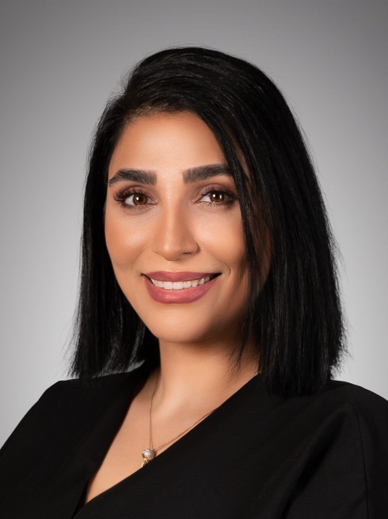Portrait of Dr. Elham (Hasti) Jamshidi